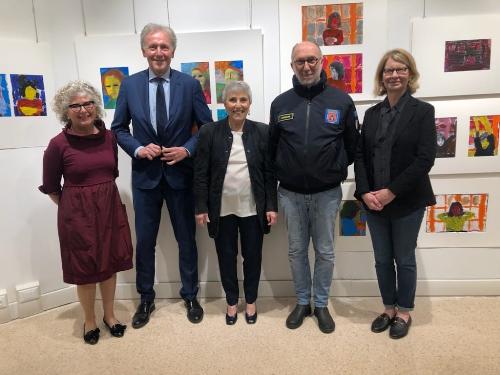 L'assessore regionale alla Disabilità e politiche sociali del Friuli Venezia Giulia Riccardo Riccardi all'inaugurazione della mostra d'arte "Identità fantastiche".