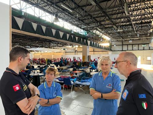 Il governatore Massimiliano Fedriga assieme all’assessore regionale alla Protezione civile Riccardo Riccardi incontra nel punto di raccolta della Fiera di Forlì i volontari della Protezione civile del Friuli Venezia Giulia impegnati nelle operazioni di aiuto nei territori colpiti dalle alluvioni in Emilia-Romagna.