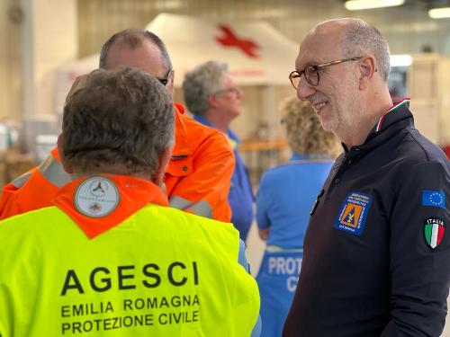 Il governatore Massimiliano Fedriga assieme all’assessore regionale alla Protezione civile Riccardo Riccardi incontra nel punto di raccolta della Fiera di Forlì i volontari della Protezione civile del Friuli Venezia Giulia impegnati nelle operazioni di aiuto nei territori colpiti dalle alluvioni in Emilia-Romagna.