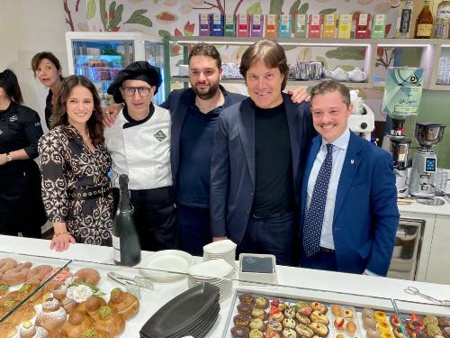 Un momento dell'inaugurazione del punto vendita Dusci Gangi di viale Tricesimo a Udine