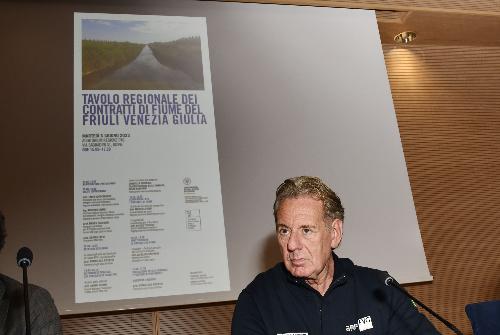 L’assessore regionale alla Difesa dell’ambiente, energia e sviluppo sostenibile Fabio Scoccimarro  al tavolo regionale dei contratti di fiume - Udine, 6 giugno 2023