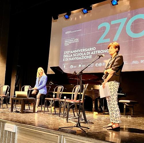 L'assessore regionale al lavoro, formazione, istruzione, ricerca, università e famiglia Alessia Rosolen ha aperto la cerimonia celebrativa del 270esimo anniversario della fondazione della Scuola di astronomia e di navigazione istituita a Trieste nel 1753 dall'imperatrice Maria Teresa d'Austria.