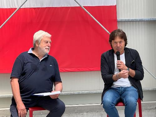 L'assessore regionale Sergio Emidio Bini con il presidente della Fondazione Lualdi aerospazio, Gabriele Lualdi.