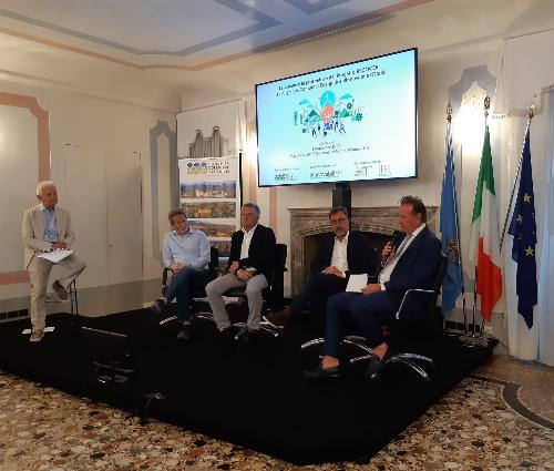 L'assessore regionale alla Difesa dell'Ambiente interviene al convegno sul progetto Recocer a Colloredo di Montalbano