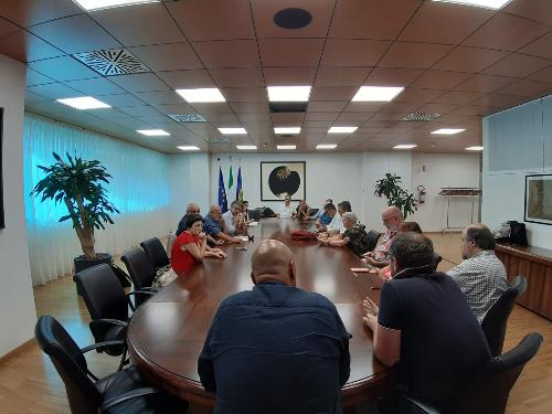 L'incontro con le organizzazioni sindacali nel palazzo della Regione a Udine per la sottoscrizione del Contratto collettivo di Comparto del personale non dirigente per triennio normativo ed economico 2019-2021