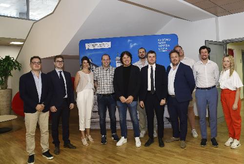 L'assessore Bini assieme ai rappresentanti del Comitato imprenditoria giovanile della Camera di commercio di Pordenone-Udine