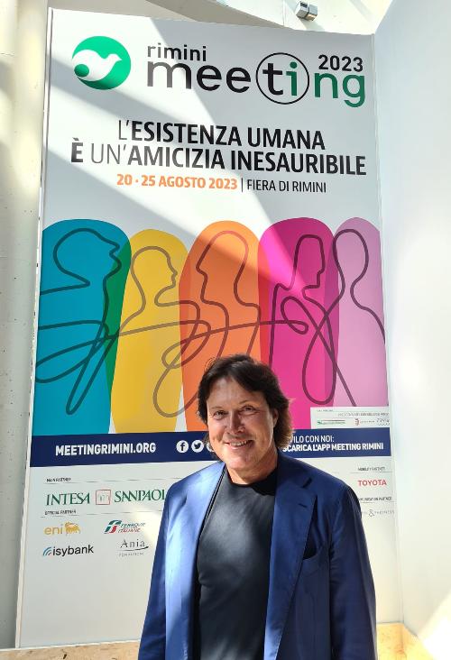 L'assessore regionale alle Attività produttive e Turismo Sergio Emidio Bini al Meeting di Rimini