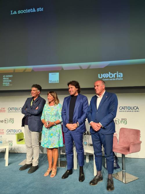 L'assessore Sergio Emidio Bini al Meeting di Rimini con il governatore dell'Umbria Donatella Tesei e con il vicepresidente della Provincia autonoma di Trento Mario Tonina