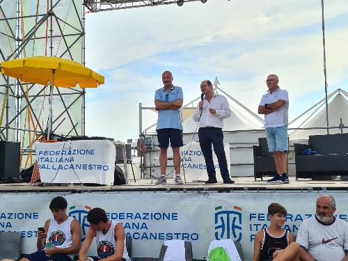 Il vicegovernatore Mario Anzil alle finali nazionali under del 3x3 di Lignano Sabbiadoro