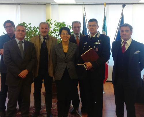 Mariagrazia Santoro (Assessore regionale) con rappresentanti sindacali delle Forze dell'Ordine, di Trenitalia e di Ferrovie Udine Cividale - Trieste 28/02/2014