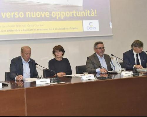 Un momento della conferenza stampa di presentazione del Recruiting day di Costa Crociere.