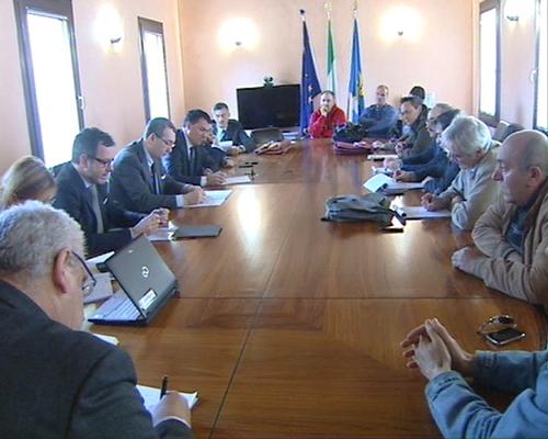 Sergio Bolzonello (Vicepresidente FVG e assessore regionale Attività produttive) all'incontro con il sindaco di Zoppola, Confindustria, sindacati ed il rappresentante del gruppo interessato all'acquisizione dell'Ideal Standard di Orcenico (PN) - Pordenone 10/03/2014