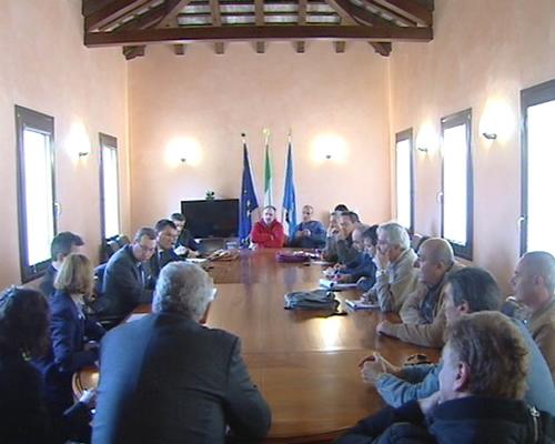 Sergio Bolzonello (Vicepresidente FVG e assessore regionale Attività produttive) all'incontro con il sindaco di Zoppola, Confindustria, sindacati ed il rappresentante del gruppo interessato all'acquisizione dell'Ideal Standard di Orcenico (PN) - Pordenone 10/03/2014