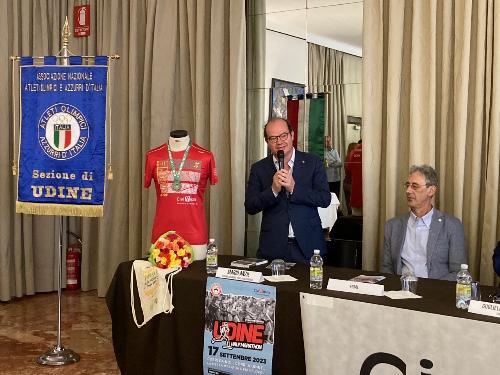 Il vice governatore con delega a Cultura e sport Mario Anzil alla presentazione della Maratonina internazionale Città di Udine