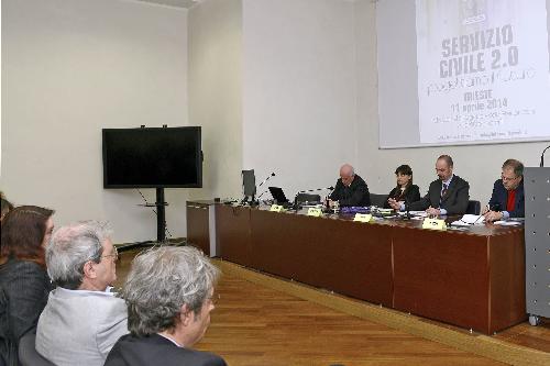 Debora Serracchiani (Presidente Friuli Venezia Giulia) al convegno "Servizio civile 2.0 - Progettiamo il futuro" - Trieste 11/04/2014