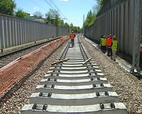 Posa dei nuovi binari tra Posto Movimento Vat e Bivio Cividale per il riassetto del nodo ferroviario - Udine 16/04/2014
