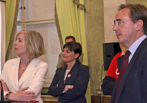 Stefania Giannini (Ministro Istruzione, Università e Ricerca), Debora Serracchiani (Presidente Friuli Venezia Giulia) e Angelo Rughetti (Sottosegretario Semplificazione e Pubblica Amministrazione) nel Digital-Day (D-Day) di Go On FVG - Trieste 05/05/2014