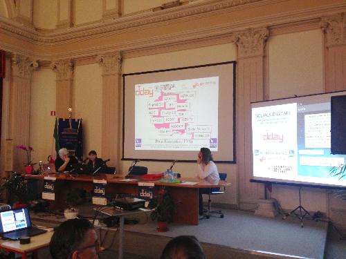 Debora Serracchiani (Presidente Friuli Venezia Giulia) al liceo classico Stellini nel Digital-Day (D-Day) di Go On FVG - Udine 05/05/2014
