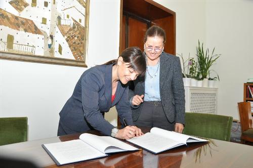 Debora Serracchiani (Presidente Friuli Venezia Giulia) e Maria Ludovica Agrò (Direttore generale Politica industriale e Competitività - MiSE-Ministero Sviluppo Economico) - Roma 07/05/2014