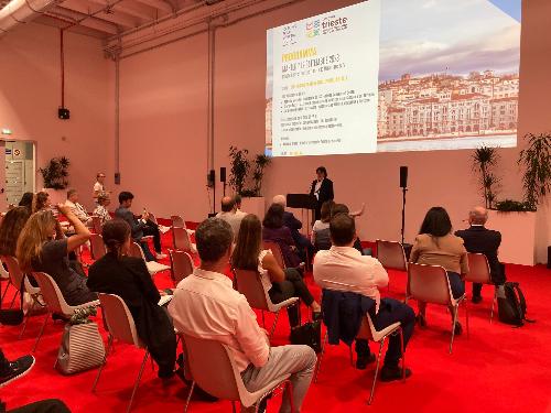 La platea all'evento di presentazione dei dati dell'Osservatorio italiano congressi ed eventi al quale ha partecipato l'assessore Bin