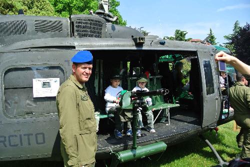 Allestimenti d'arma nella Cittadella dell'ottantasettesima Adunata nazionale degli Alpini, in parco Galvani - Pordenone 09/05/2014