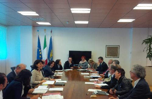 Mariagrazia Santoro (Assessore regionale Pianificazione territoriale e Lavori pubblici) alla prima riunione della Commissione Regionale per le Politiche Socio-Abitative (CRPSA) - Udine 09/05/2014