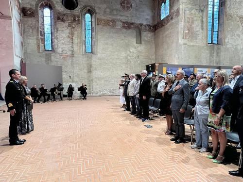 L'inaugurazione a Udine della mostra "Cento anni dell'Aeronautica Militare"  con l'assessore regionale alle Finanze Barbara Zilli