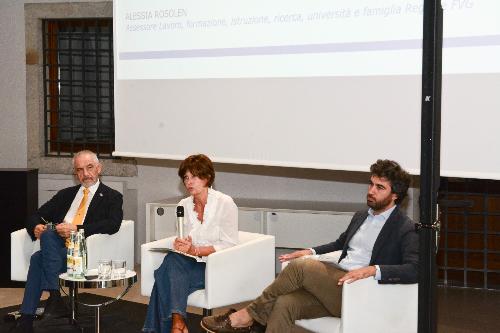 L'assessore regionale Alessia Rosolen interviene al Mits Day con il presidente della Fondazione MITS e presidente di Confindustria Udine, Gianpietro Benedetti, e l'assessore all'Istruzione del Comune di Udine Federico Pirone