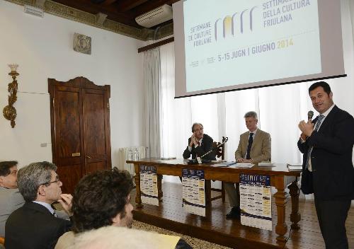 Gianni Torrenti (Assessore regionale Cultura), Federico Vicario (Presidente SFF-Società Filologica Friulana) e Franco Iacop (Presidente Consiglio regionale FVG) alla presentazione della "Settimana della Cultura Friulana" - Udine 28/05/2014