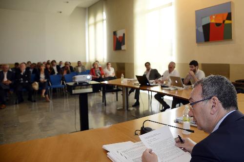 Sergio Bolzonello (Vicepresidente Regione FVG e assessore Attività produttive, Commercio, Cooperazione, Risorse agricole e forestali) al convegno "Riforma dei Consorzi industriali. Riorganizzare i territori per favorire una crescita di qualità", in Municipio - San Giorgio di Nogaro 16/06/2014