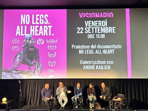 Il vice governatore con delega alla Cultura e sport, Mario Anzil, al Visionario di Udine nel corso della tavola rotonda che ha anticipato la proiezione, in anteprima italiana, di "No legs. All heart".