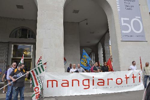 Lavoratori della Mangiarotti S.p.A., davanti al Consiglio regionale - Trieste 26/06/2014