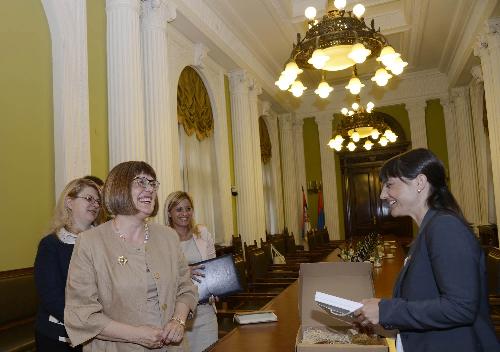 Maja Gojkovic (Presidente Parlamento serbo) e Debora Serracchiani (Presidente Regione Friuli Venezia Giulia) - Belgrado 08/07/2014