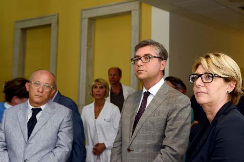 Francesco Cobello (Direttore generale Azienda Ospedaliero-Universitaria Trieste), Francesco Peroni (Assessore regionale Finanze) e Maria Sandra Telesca (Assessore regionale Salute) all’inaugurazione del nuovo Polo tecnologico dell’Ospedale Maggiore – Trieste 25/07/2014