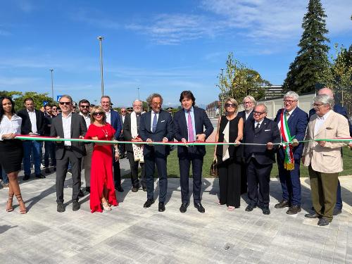 L'assessore regionale Sergio Emidio Bini all'inaugurazione del nuovo piazzale della Fiera a Martignacco.