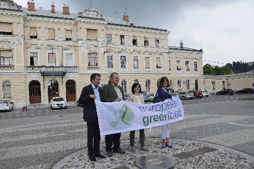 Matej Arcon (Sindaco Nova Gorica), Hubert Weiger [Presidente Bund (alleanza) 'Amici della Terra'], Sara Vito (Assessore Ambiente FVG) e Arianna Bellan (Assessore Programmazione economica Comune Gorizia), in Piazza della Transalpina - Gorizia 28/07/2014