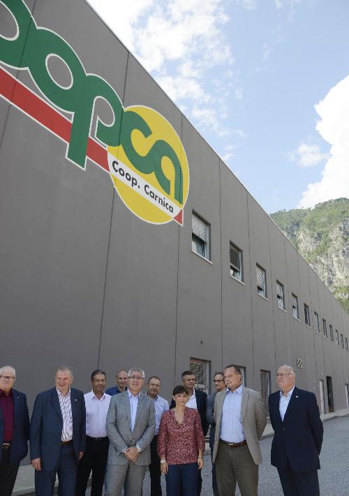 Debora Serracchiani (Presidente Regione Friuli Venezia Giulia) in visita alla COOPCA Società Cooperativa Carnica di Consumo - Amaro 04/08/2014