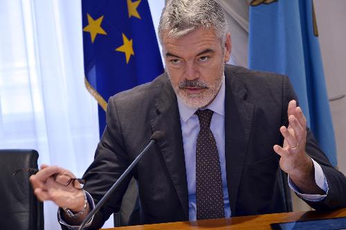 Paolo Panontin (Assessore regionale Funzione pubblica e Coordinamento Riforme) in conferenza stampa sull'avanzamento del Programma ERMES - Trieste 02/09/2014