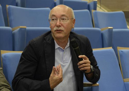 Maurizio Rocco (Presidente Federazione Ordini dei Medici FVG) durante l'incontro con la Consulta regionale della Sanità - Udine 08/09/2014