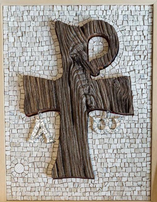 La "Croce di Aquileia", della Scuola Mosaicisti del Friuli di Spilimbergo, dono della Regione Friuli Venezia Giulia a Papa Francesco - Redipuglia 13/09/2014