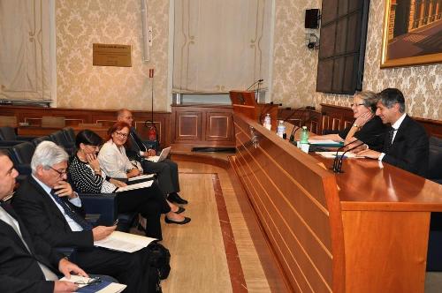 Debora Serracchiani (Presidente Regione Friuli Venezia Giulia) all'incontro per la ratifica della Carta europea delle Lingue minoritarie, con Francesco Palermo (Senatore) e una delegazione friulana, in Senato - Roma 16/09/2014