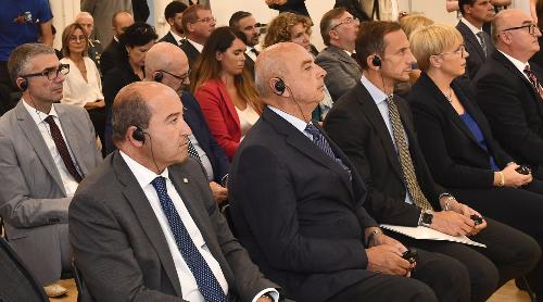 Un momento dell’inaugurazione ufficiale del Narodni Dom di San Giovanni.