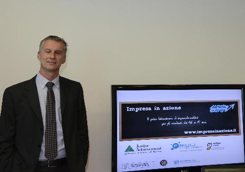 Guido Nassimbeni (Presidente Friuli Innovazione) alla presentazione di "Impresa in Azione" - Udine 29/09/2014