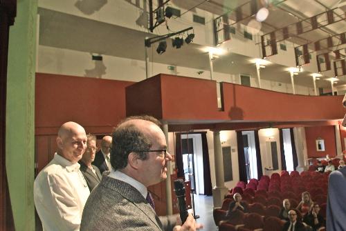 Il vicegovernatore Mario Anzil al Teatro Verdi di Muggia