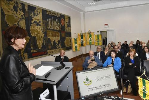 L'intervento dell’assessore al Lavoro Alessia Rosolen al convegno "100 anni della stella al merito", organizzato a Trieste dalla Federazione nazionale maestri del lavoro.
