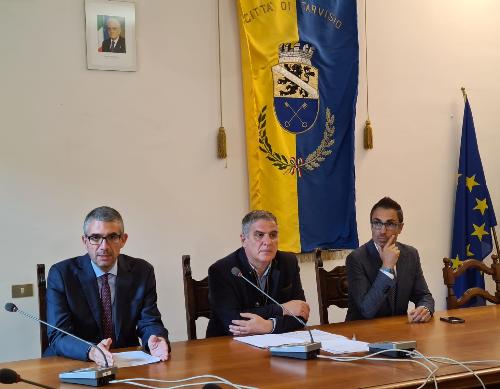L'assessore Roberti con il sindaco di Tarvisio Zanette e il vicepresidente del Consiglio Mazzolini. 