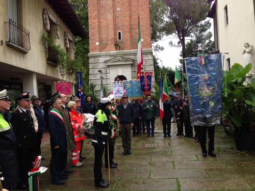 Gianni Torrenti (Assessore regionale Beni culturali, Sport e Solidarietà) alla celebrazione del Giorno dell'Unità Nazionale e Giornata delle Forze Armate – Latisana 09/11/2014
