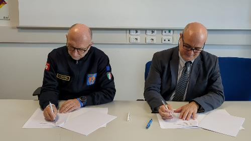 L’assessore regionale con delega alla Protezione civile del Friuli Venezia Giulia, Riccardo Riccardi ha sottoscritto il nuovo accordo tra la Protezione civile della Regione e l’Istituto nazionale di oceanografia e geofisica sperimentale (Ogs).