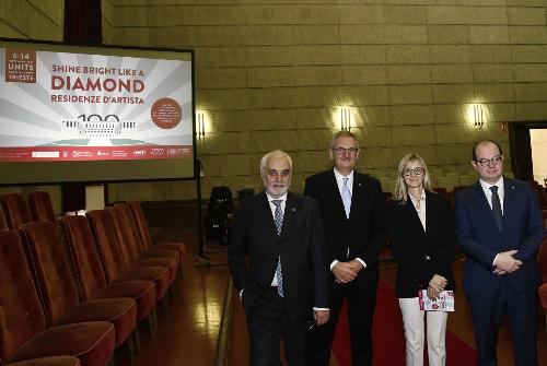 Il vicegovernatore Mario Anzil (primo a destra nella foto)  con Anna Del Bianco, Roberto Di Lenarda e Bruno Callagher