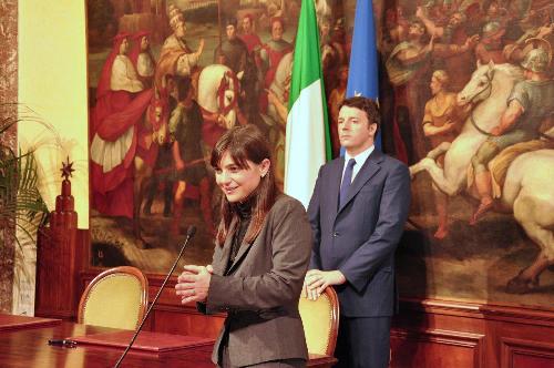 Debora Serracchiani (Presidente Regione Friuli Venezia Giulia) e Matteo Renzi (Presidente Consiglio Ministri) - Palazzo Chigi, Roma 21/11/2014